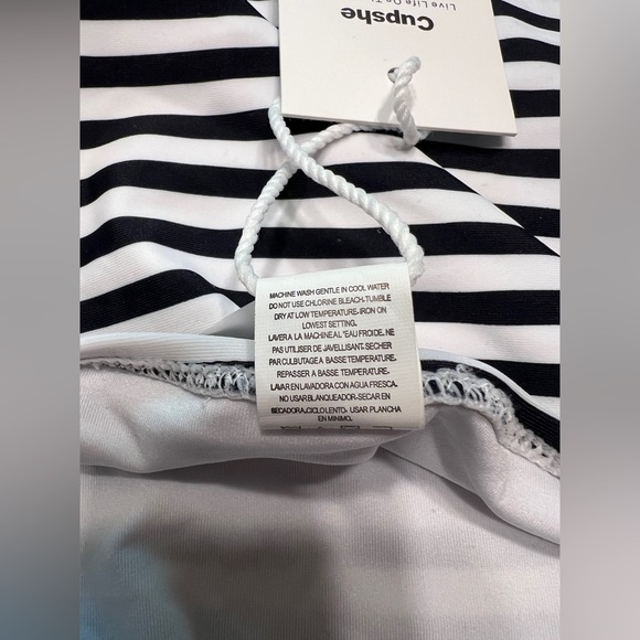 Cupshe Farewell Cambridge Stripe One-piece Swimsuit - Picture 7 of 9